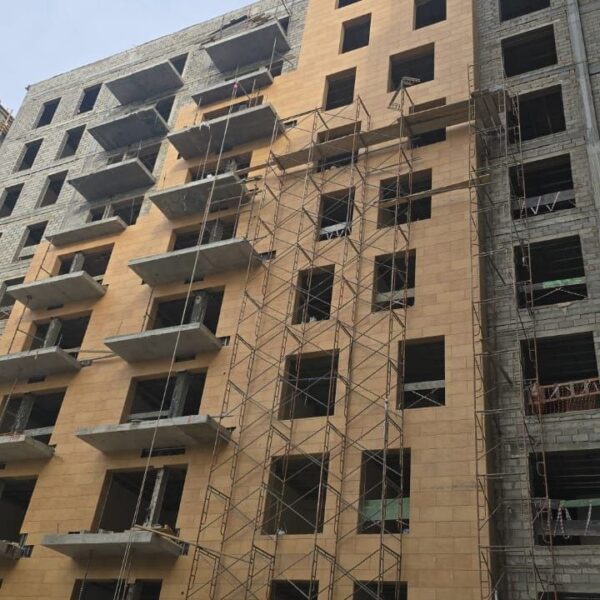 الرئيسية 28 Photo 5798869366672657669 y 600x600